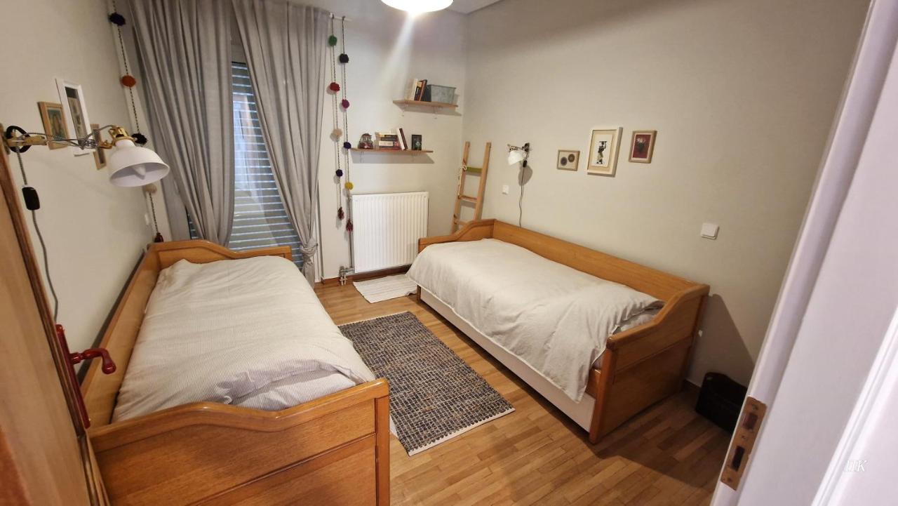 Two Bedroom Flat Near Airport Palíni Kültér fotó